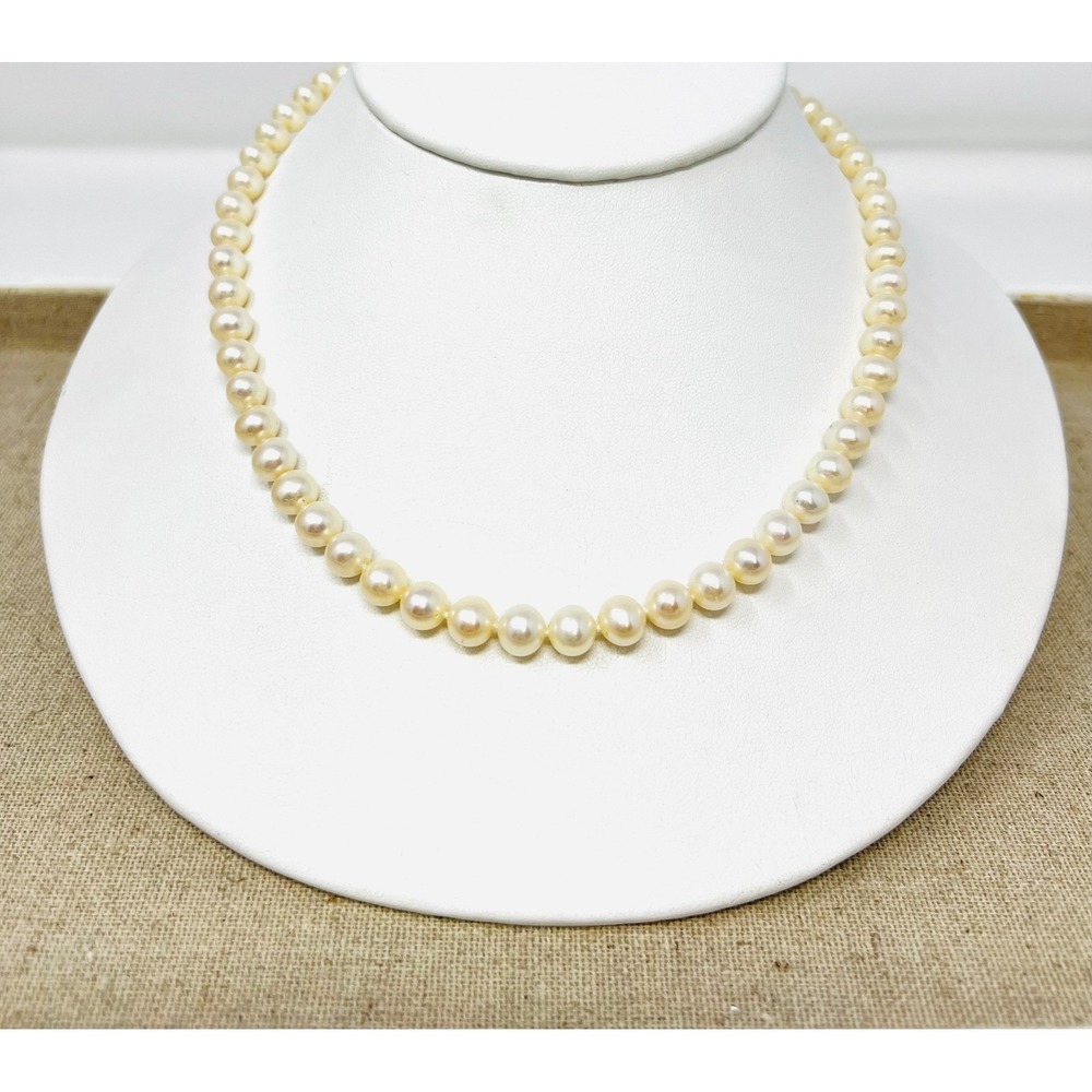 Vintage 14K Yellow Gold Filigree Clasp Knotted Fresh Water Pearl Strand Necklace